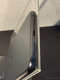 Predám Apple iPhone 11 PRO MAX 64GB Black Minimálne - 10
