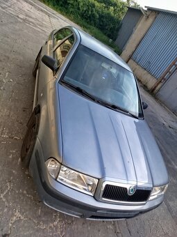 Skoda Octavia 1.6 SR 74kw benzín sedan rv.2004 - 10