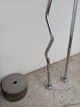 Pochromovaná EZ-činka a Rovná 180cm INSPORTLINE  30kg - NOVÁ - 10