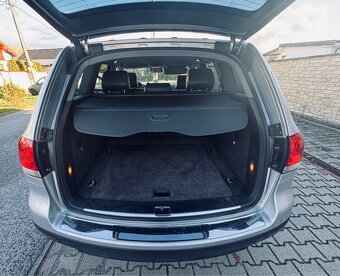 Volkswagen Touareg - 10