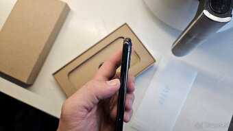 Apple iPhone 11 Pro 256GB - 10