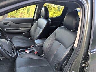 Mitsubishi L 200,L200 Double Cab 2,4 Di-D 133 kw,Automat 4x4 - 10