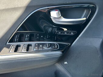 Kia Niro e- Premium EV ExecutiveLine 204PS 64KWh - 10