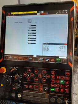 MAZAK VARIAXIS i-700T - obráběcí centrum vertikální - 10