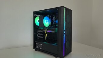 Intel i5 11400, 16GB Ram, SSD 256GB + 1TB, RTX 3060Ti - 10