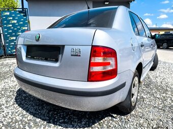 Škoda Fabia - 10