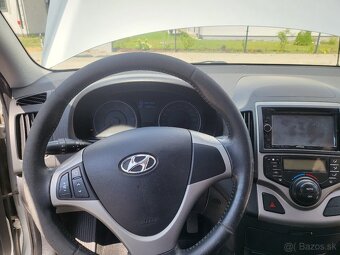 Hyundai i30 CW 1.6 CRDi VGT Premium 85kw - 10