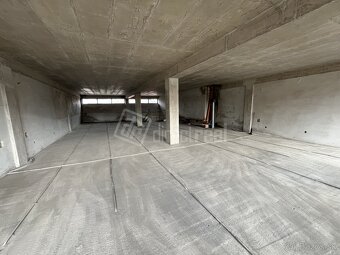 Stavba pred dokončením v centre mesta Lučenec - 10