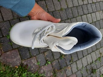 Masiarske topánky NOVÉ - 10