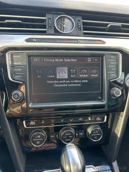 Volkswagen Passat Alltrack - 10