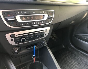 Renault megane benzin 1.6 - 10