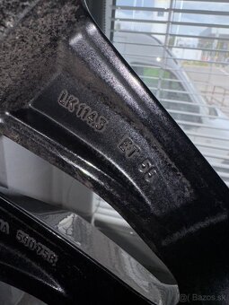 225/40 R18 KIA - 10