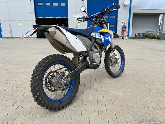 Husaberg 390 FE ročník 2009 - 10