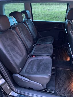 Volkswagen Sharan 2.0 TDi DSG HIGHLINE - 10