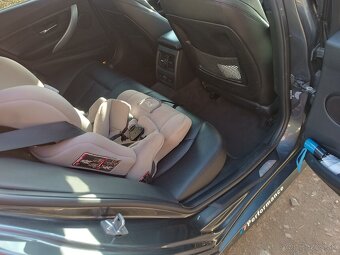 BMW 330xd - 10
