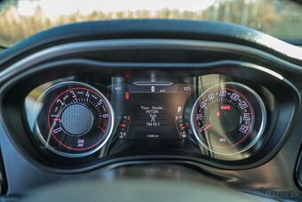 DODGE CHALLENGER 3,6 V6 2021/6 71600km - 10
