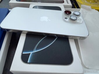Iphone 16 Pro Max 256Gb Strieborny - 10