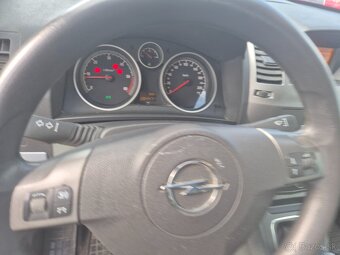 Opel zafira - 10
