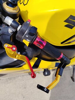 Predám Suzuki GSX-R 600 k4 25kw v TP A2 - 10