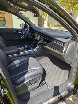 Audi Q7 - 10