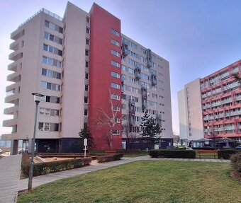 PREDAJ - 1. izbový byt - Tomášikova ulica - Nové Mesto - 10