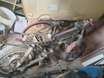 SIMSON ENDURO,MZ ,VELOSOLEX,SIMSON SKÚTER, BABETY 2010,207 - 10