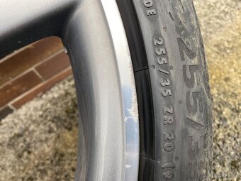 Audi Rotor 5x112 R20 255/35 - 10