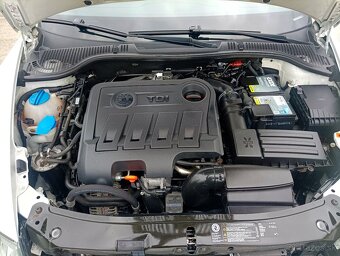 ŠKODA OCTAVIA COMBI II 2.0 TDI CR TOP 2012 - 10
