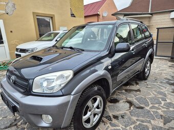 Toyota RAV4 2.0 D-4D 5D Sol - 10