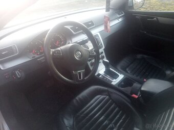 Volkswagen Passat Variant 2.0 TDI BlueMotion Technology - 10