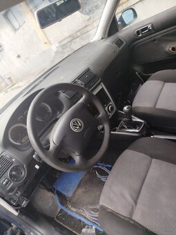 Volkswagen golf 4 1.6 16v 77kw BCB benzín - 10