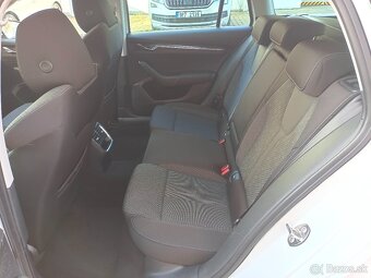 Škoda Octavia 4 iV Combi 1.4TSI 150kW DSG - záruka Autodraft - 10