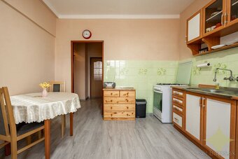 Na predaj 2-izbový tehlový byt s loggiou v Žiari nad Hrono - 10