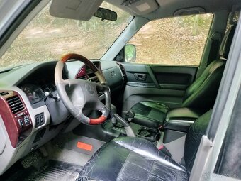 Mitsubishi Pajero 3.2 DiD 121KW AT/5 4x4 Uzávierka 2001 - 10