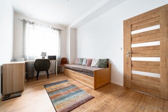 Na predaj 4 izbový, slnečný byt v Trebišove - 10