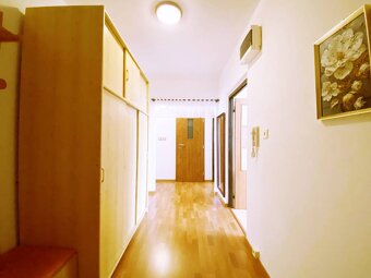 3 izbový byt na 3 poschodí s loggiou po rekonštrukcii, Konop - 10