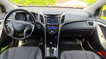 Hyundai i30 CW Kombi 1.6i CRDi HP 16V DOHC Style A/T - 10