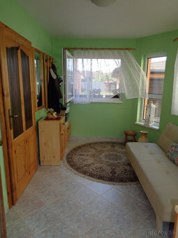 Predaj Kežmarok -Ľubica 2 generačný RD ,340 m 2 ,2 garáže ,p - 10