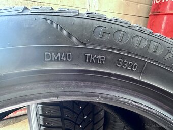 225/50R17 zimne - 10