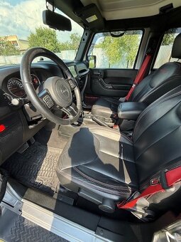 Jeep Wrangler Unlimited Recon edition 147kW (Odpočet DPH) - 10