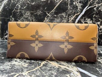 OnTheGo Reverse Monogram Louis Vuitton - 10