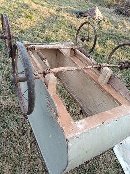 Staré kočíky - 10