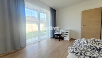 BÝVAJ PRVÝ v 4i RD, ZÁHRADKA (400 m2), 2X PARKING, Lúčna uli - 10