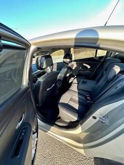 Renault Fluence 1.6 k4m benzín 2010 - 10