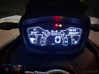 Aprilia sr gt 200 cierna - 10