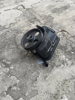 Predám: Servo čerpadlo Peugeot  / Citroën 2.0 HDi - 10