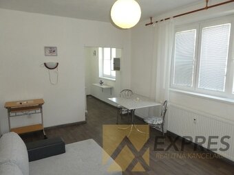 RK EXPRES - na predaj 2 izbový byt v Handlovej. - 10