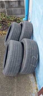 Tesla 3-letné originálne pneumatiky Michelin e Primacy 235. - 10