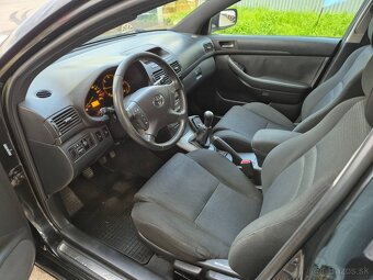 Predám Toyota Avensis Combi wagon 2.0 D-4D Terra - 10