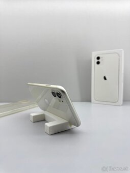 iPhone 11 WHITE TOP STAV NOVÁ BATÉRIA - 10